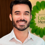 Expandindo conexões: a importância do networking para profissionais de saúde